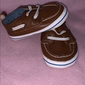 Carters 6-9 months shoes